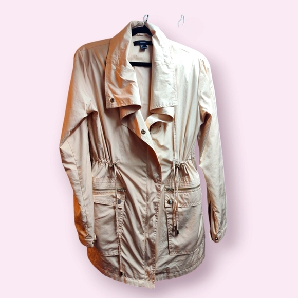 NWOT Forever 21 Light Peach Rain Jacket - Picture 1 of 5